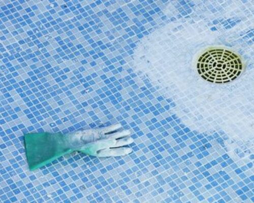 bonde de fond d'une piscine